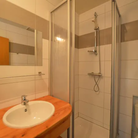 Elegant Beverce Escape, Cleaning Included Сasa de vacaciones